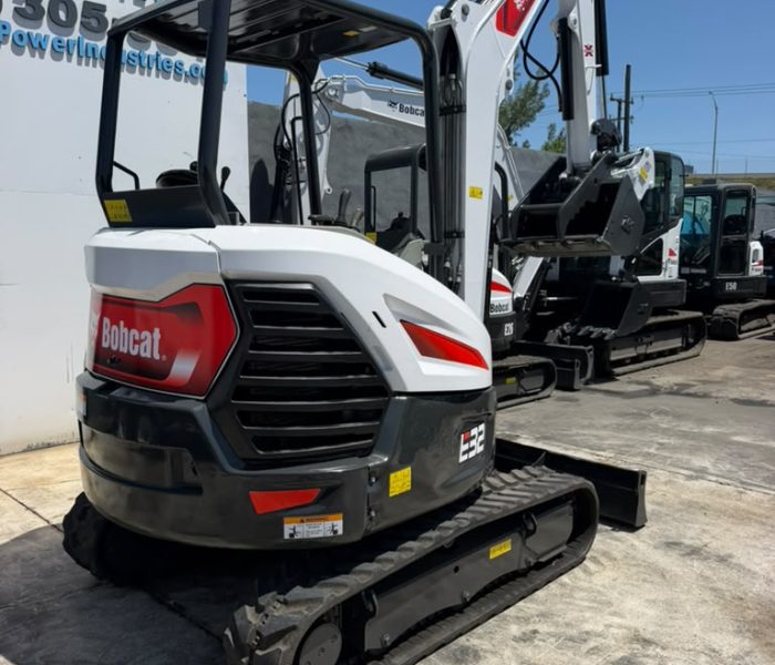 2018 Bobcatb E32 Mini Excavator-320180