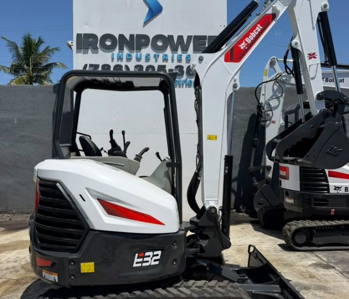 2018 Bobcatb E32 Mini Excavator-320180
