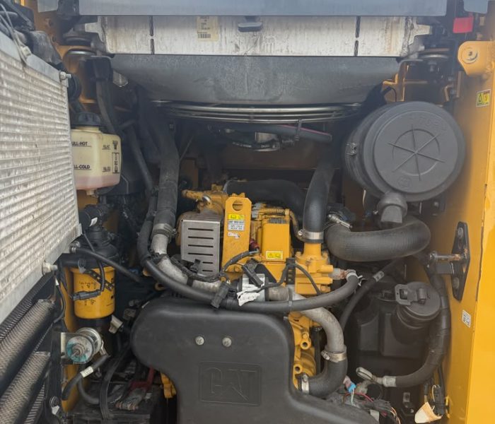 018-Caterpillar-289D3-Skid-Steer-320171