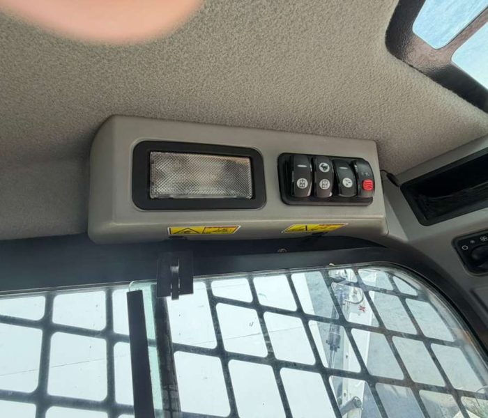 2018 Caterpillar 299D2-320150