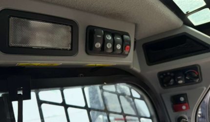 2018 Caterpillar 299D2 Skid Steer Loader-320118