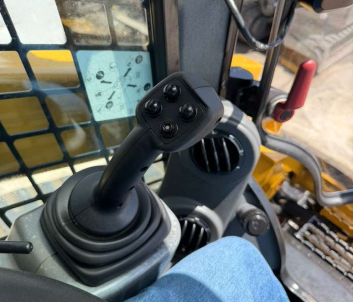 2018 Caterpillar 299D2 Skid Steer Loader-320118
