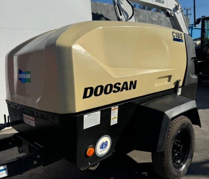 2018-DOOSAN-185-CFM-diesel-air-compressor-11044-4.jpg