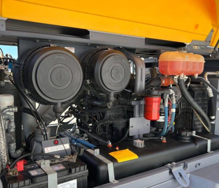 2018-Doosan-400-CFM-Diesel-Air-Compressor-11054-10.jpg