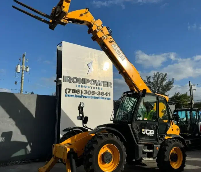 2018-JCB-540-140-HiViz-Telehandler-121074-7.webp