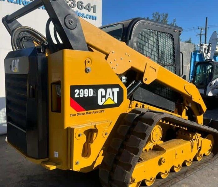 2019-299D2-Skid-Steer-Loader-10099-3.jpg