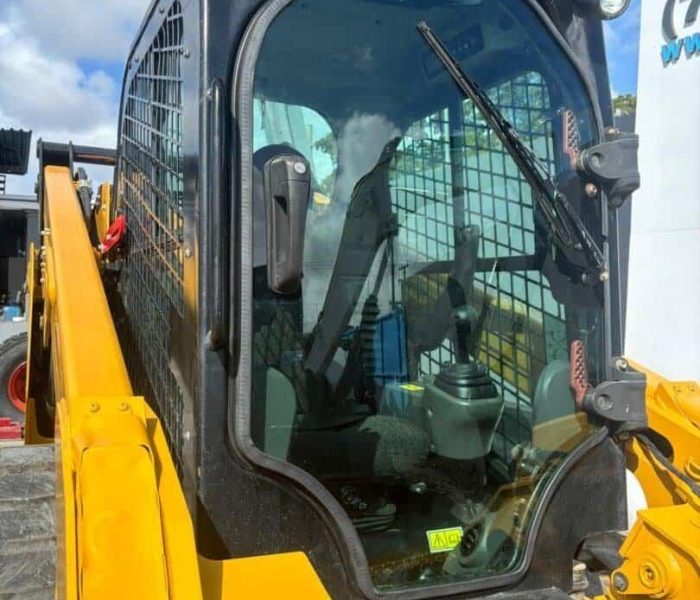2019-299D2-Two-Speed-High-Flow-XPS-Skid-Steer-Loader-10085-7.jpeg