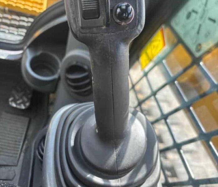 2019-299D2-Two-Speed-High-Flow-XPS-Skid-Steer-Loader-10085-9.jpeg