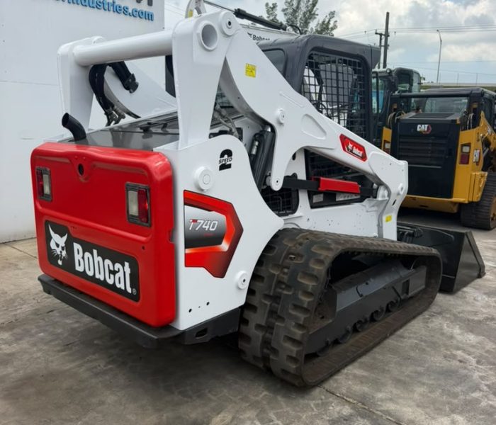 2019-Bobcat-T740-Skid-Steer-Loader-320166