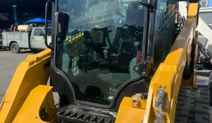 2019-Caterpillar-259D-Skid-Steer-Loader-10097-13.webp