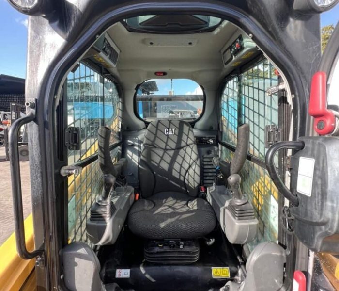 2019-Caterpillar-259D3-Skid-Steer-Loader-100107-9.jpg