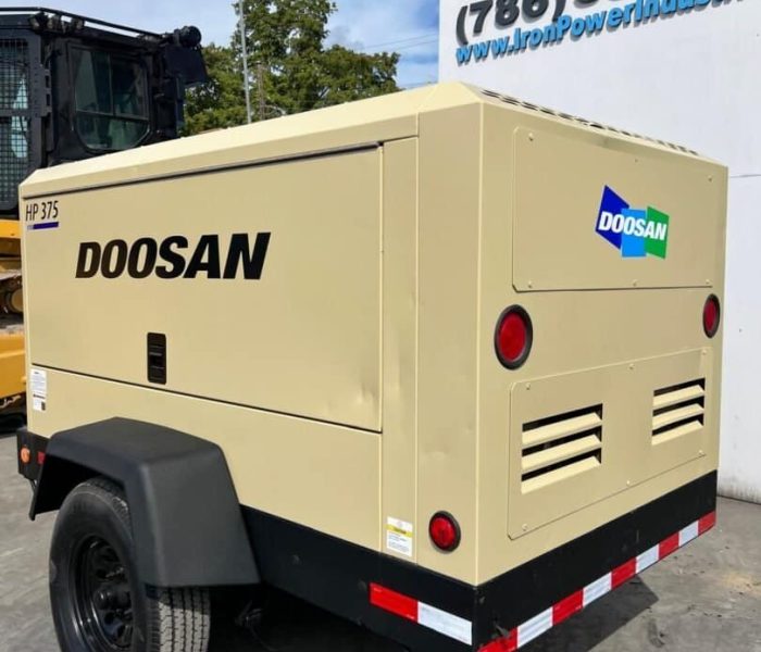 2019-Doosan-375-CFM-Towable-Diesel-Air-Compressor-11069-2.jpg