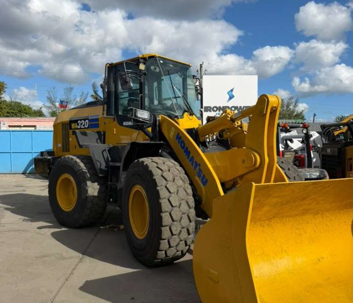 2019-Komatsu-WA320-8-Wheel-Loader-306205