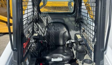 2020-Bobcat-T740-Skid-Steer-Loader-32070