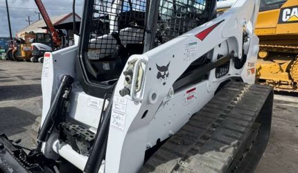 2020-Bobcat-T740-Skid-Steer-Loader-32070