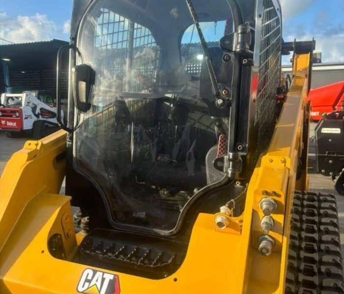 2020-Caterpillar-259D3-Compact-Track-Loader-Skid-Steer-11.jpg