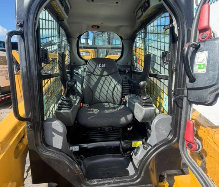 2020 Caterpillar 259D3 Skid Steer Loader-320111