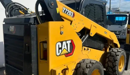 2020-Caterpillar-272D3-Skid-Steer-Loader-100102-5.webp