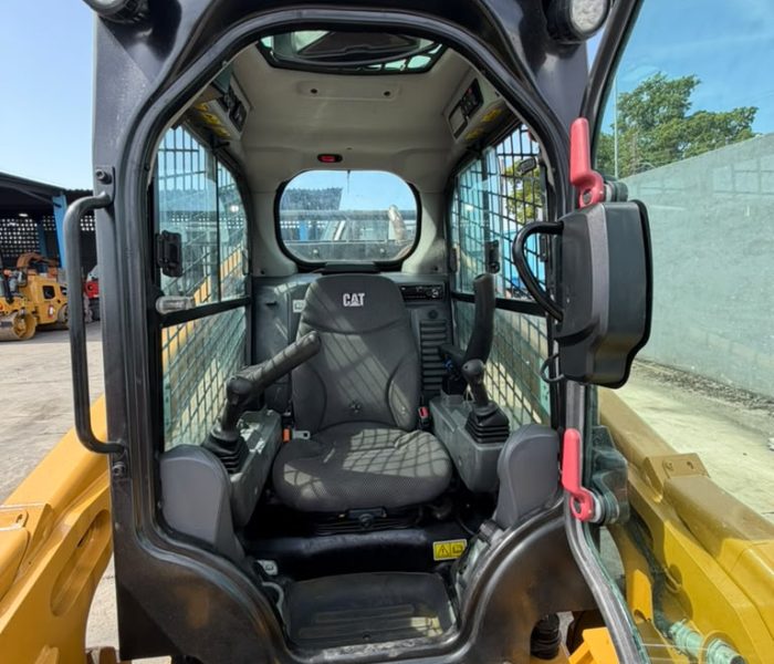 2020-Caterpillar-272D3XE-320164