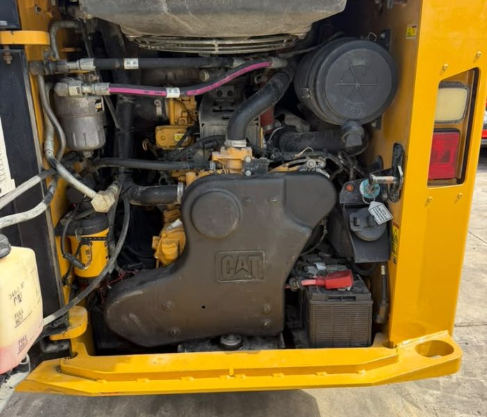 2020-Caterpillar-272D3XE-320164