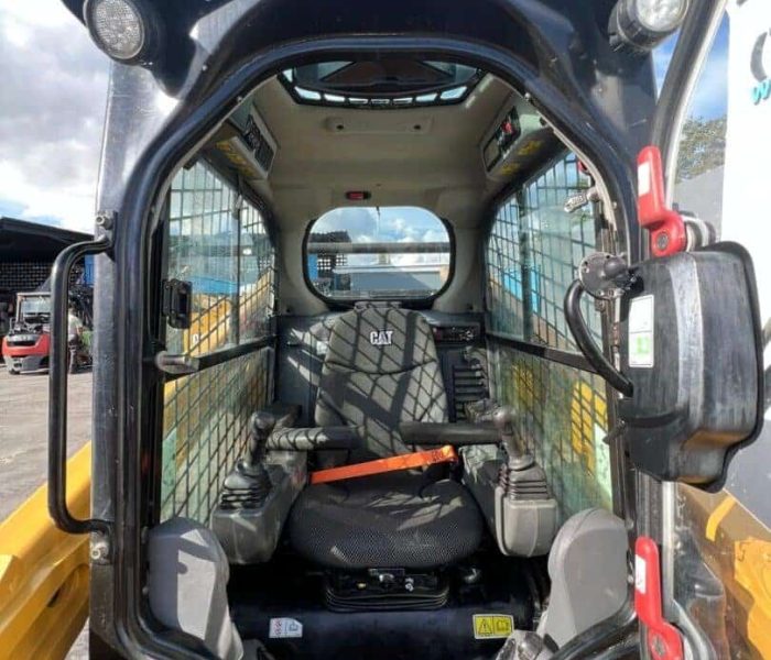 2020-Caterpillar-289D3-Skid-Steer-Loader-100105-4.jpeg