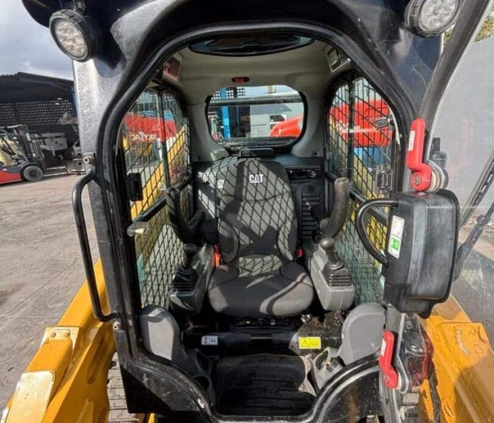 2020-Caterpillar-289D3-Skid-Steer-Loader-10087-10.jpg