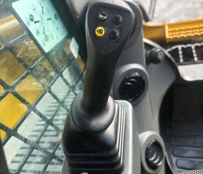 2020-Caterpillar-289D3-Skid-Steer-Loader-10087-5.jpg