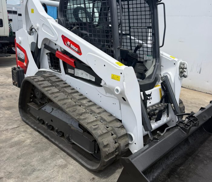 2020 T595 skid steer-320165