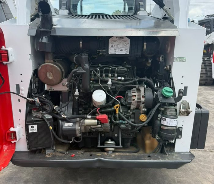 2020-T595-skid-steer-320165