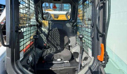 2021 Bobcat S740 Skid Steer Loader 320102