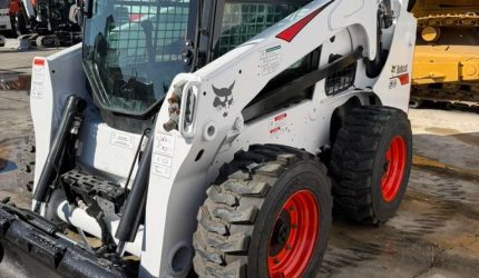 2021 Bobcat S740 Skid Steer Loader 320102