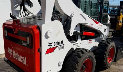 2021 Bobcat S740 Skid Steer Loader 320102