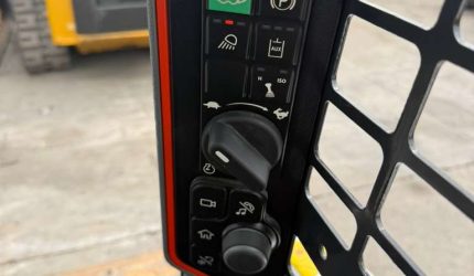 2023 Bobcat S62 Skid Steer Loader-320114