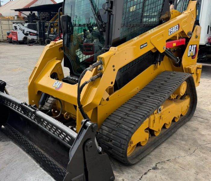 2023-Caterpillar-259D3-320151