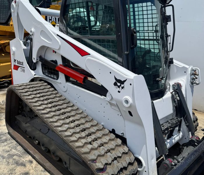 Bobcat t740 skid steer loader 2018 305900