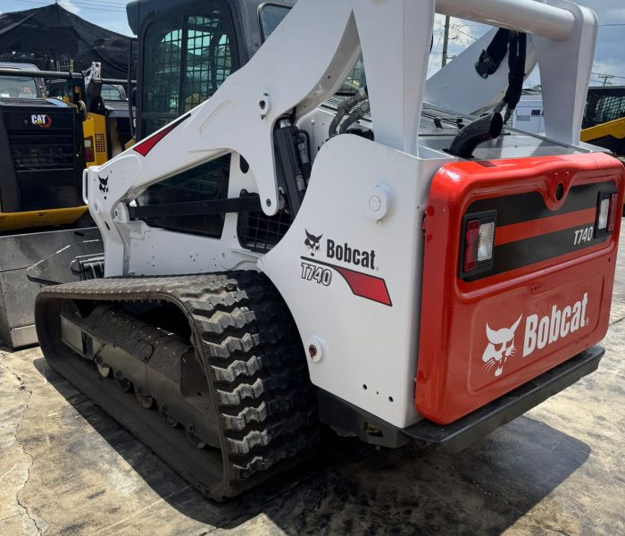 Bobcat t740 skid steer loader 2018 305900
