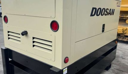 30960 2015 Doosan 375 Air Compressor-