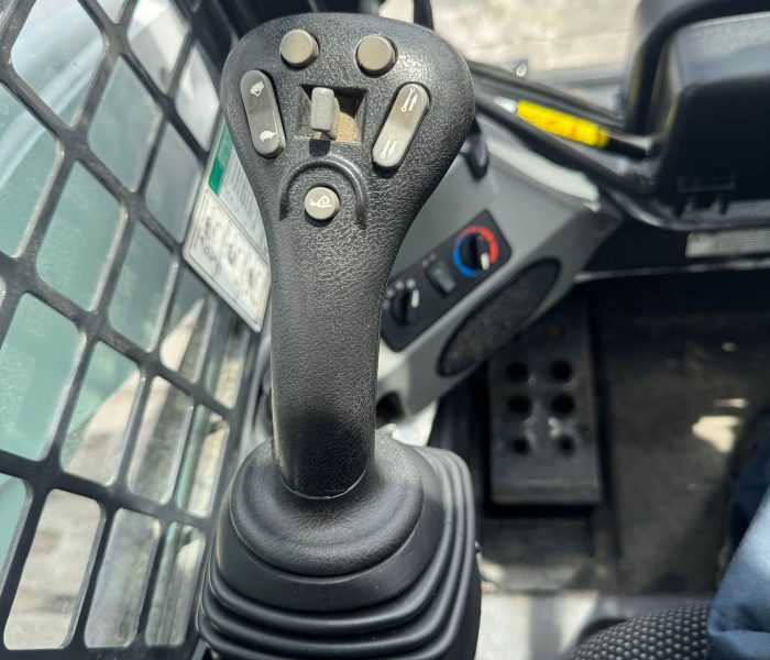 Joystick Bobcat t740 skid steer loader 2021 30990