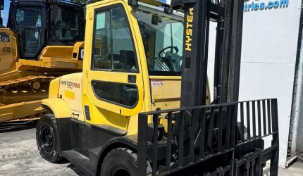 31600
