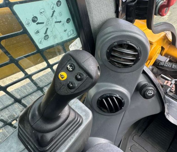 2020 Caterpillar 279D3 Skid Steer Loader – Enclosed cab