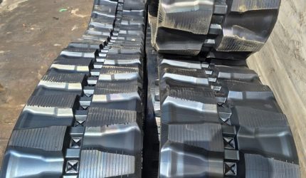 450x81x76 Reinforced Rubber Tracks – Excavators & Track Loaders