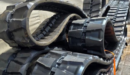 450x81x76 Reinforced Rubber Tracks – Excavators & Track Loaders