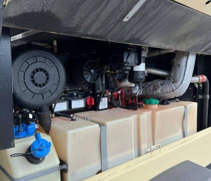 52019-Doosan-375-CFM-Towable-Diesel-Air-Compressor-11069-6.jpg