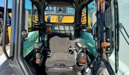 Bobcat T64 R-Series Skid Steer item 32040