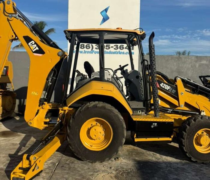 Caterpillar 420F IT Loader Backhoe