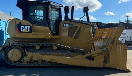 Caterpillar-D7E-LGP-Crawler-Tractor-3.jpeg