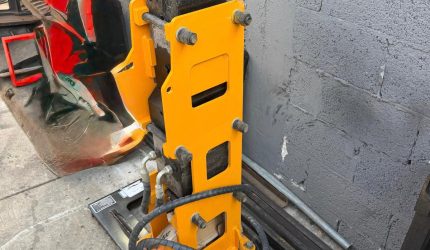GIYI GY-P680 Skid Steer Breaker-1234