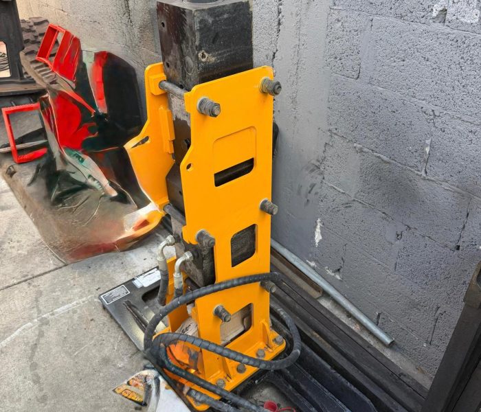 GIYI GY-P680 Skid Steer Breaker-1234