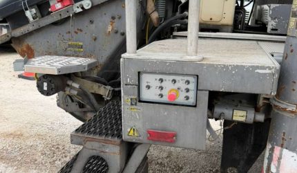 Putzmeister 47Z 47 m on 2013 Mack-320125