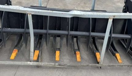 78" Brush Root Rake Grapple Attachment – Universal Skid Steer Quick Attach Root grapple-5831